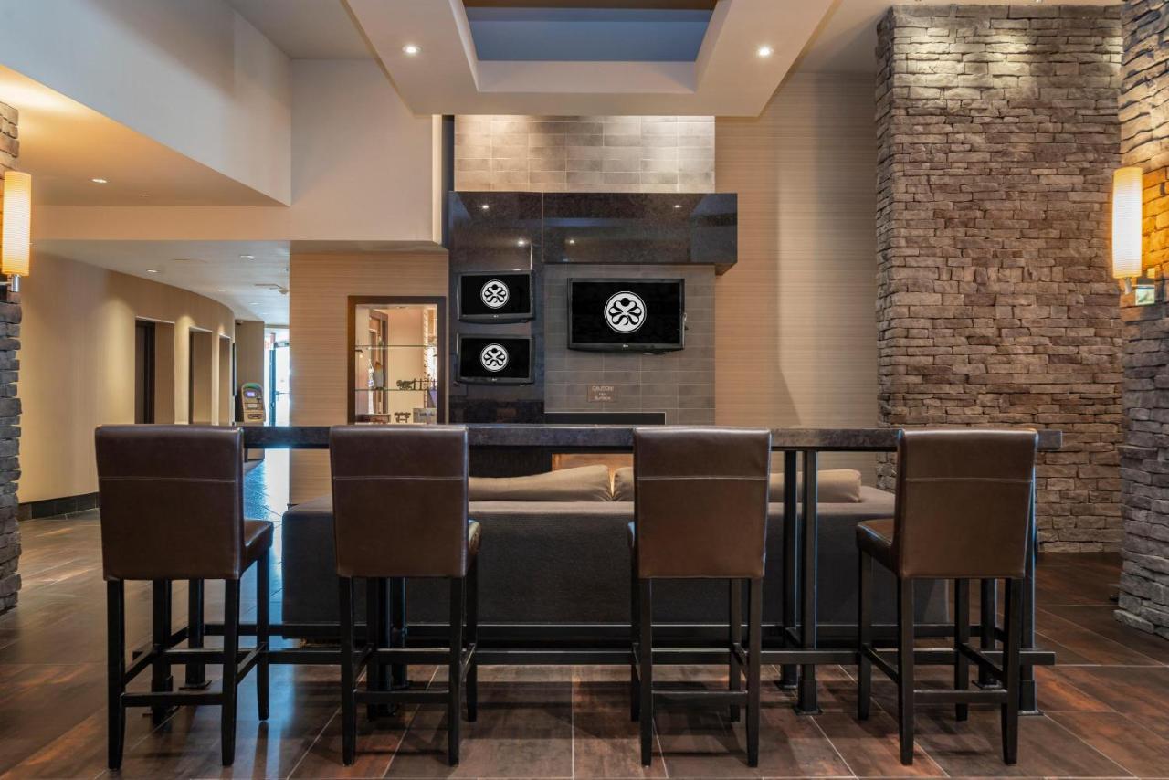 Sandman Signature Vancouver Airport Hotel & Resort Ричмонд Екстер'єр фото
