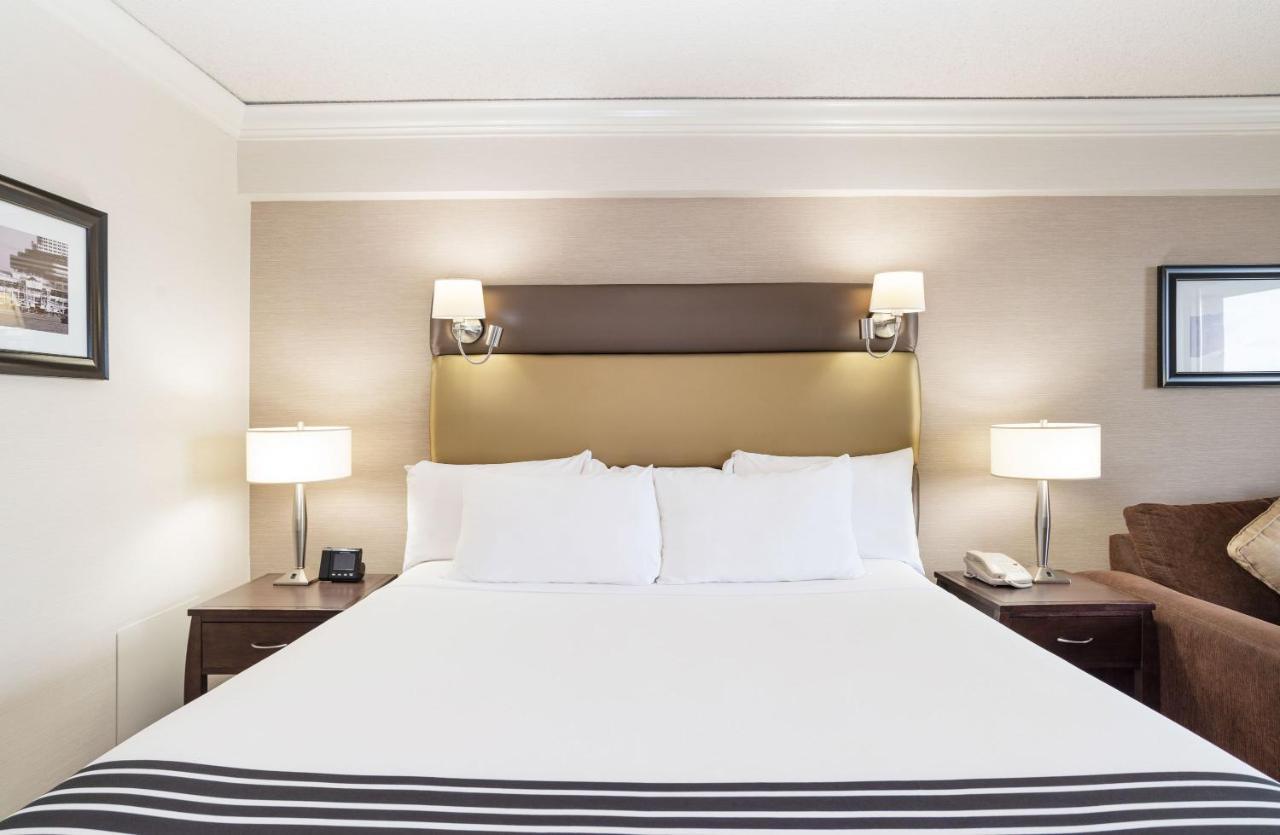Sandman Signature Vancouver Airport Hotel & Resort Ричмонд Екстер'єр фото
